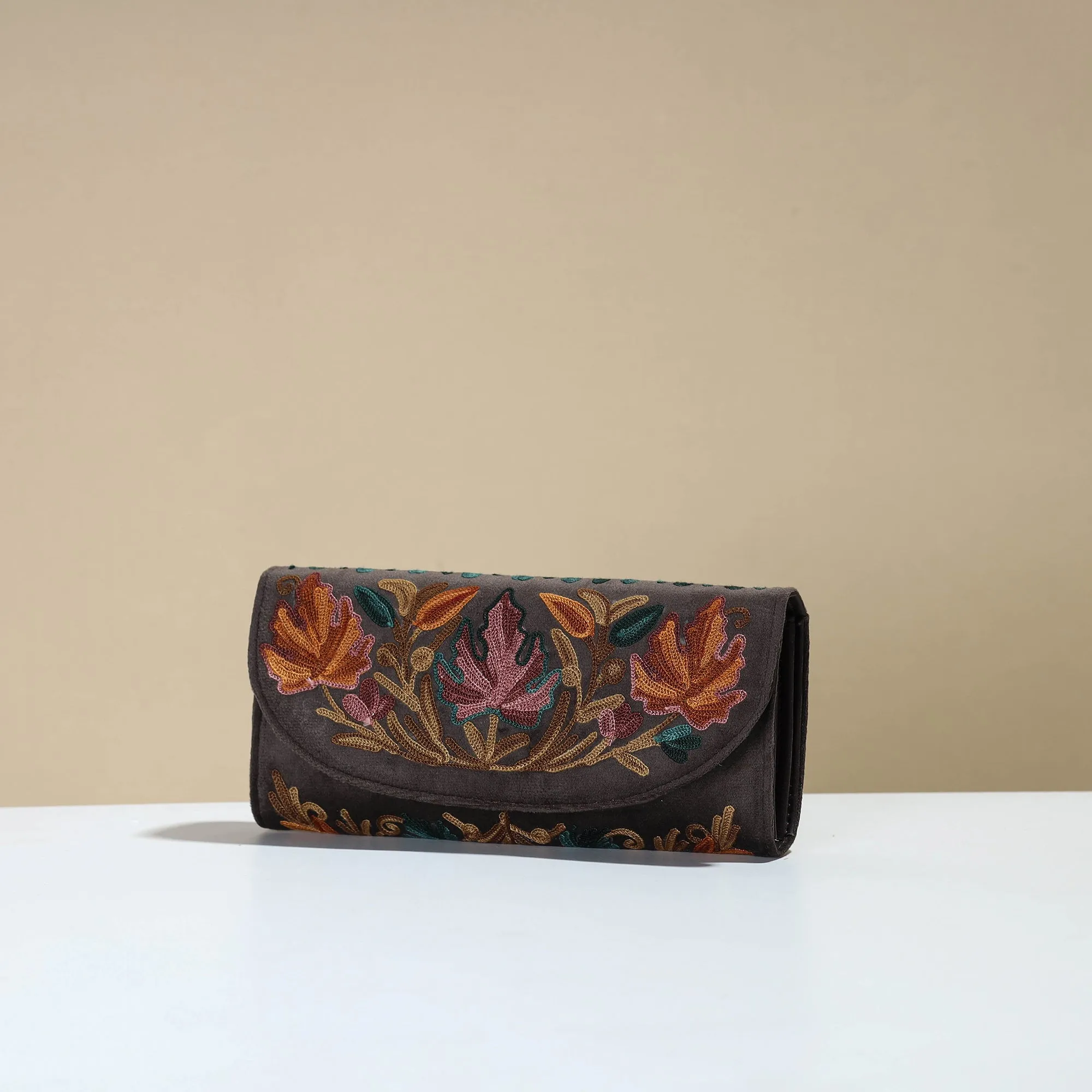 Authentic Kashmiri Crewel Embroidery Velvet Travel Wallet 75