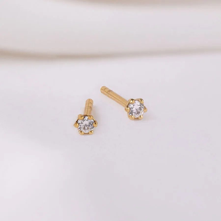 Brilliant Gold Stud Earrings