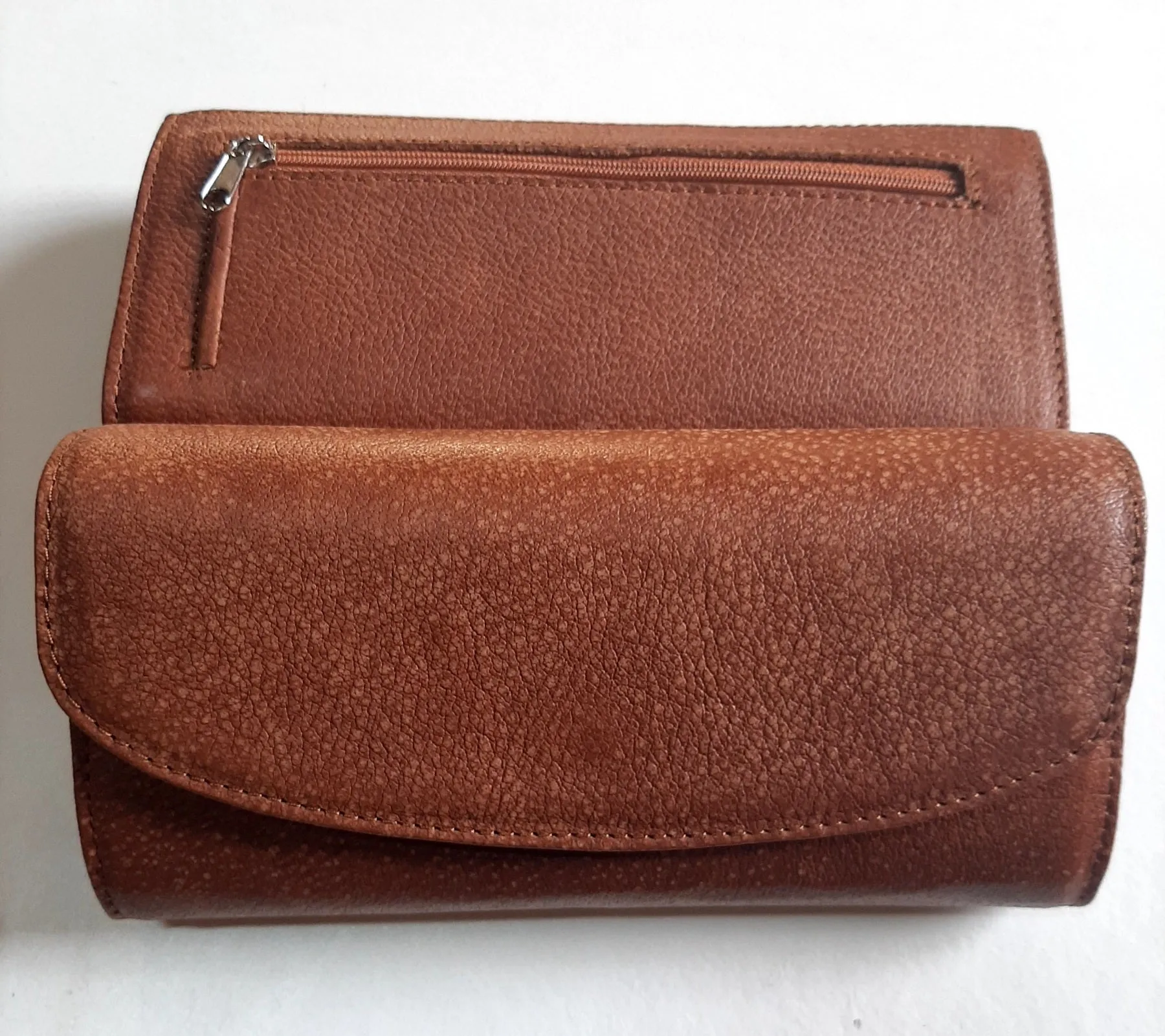 Ladies leather wallets