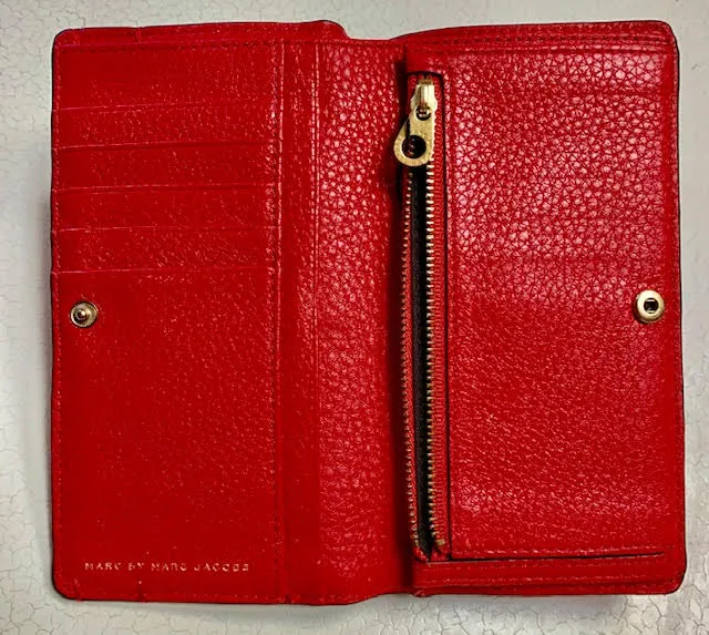 MARC BY MARC JACOBS WALLET (PREOWNED)