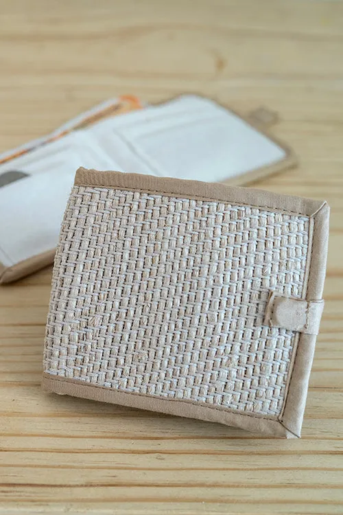 Veni Hand-Woven Wallet