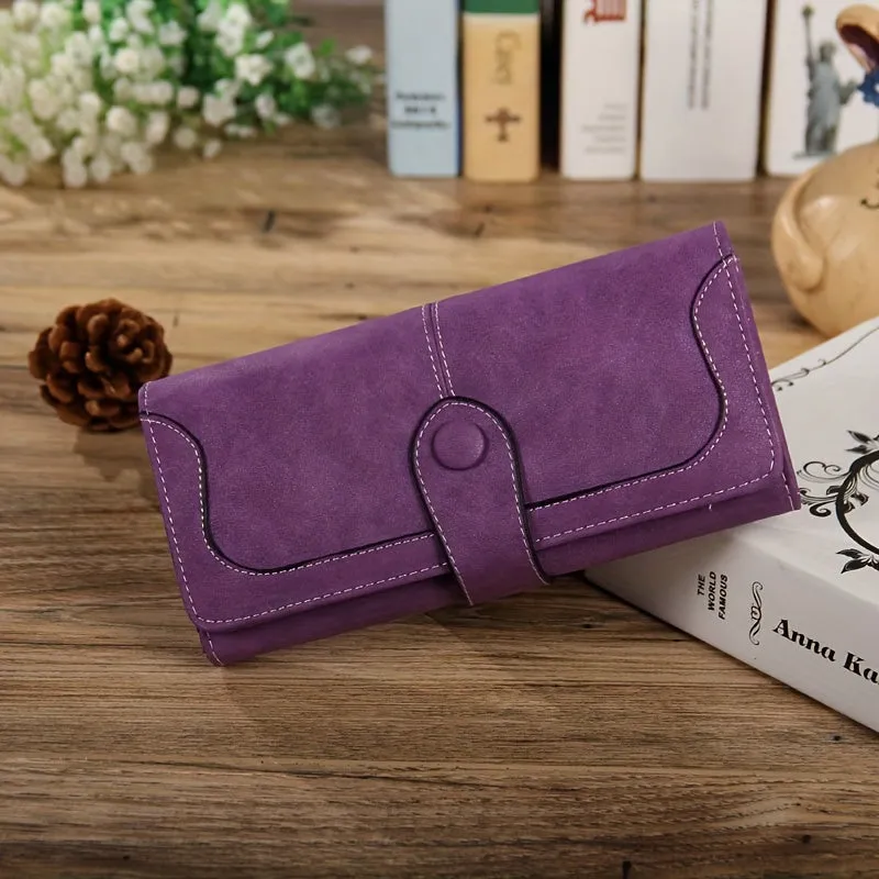 Vintage Leather Wallet for Women - Spacious & Secure with Refined Snap Closure, Plentiful Card Slots, Sturdy Zip Pocket - Stylish Long Bifold Handbag